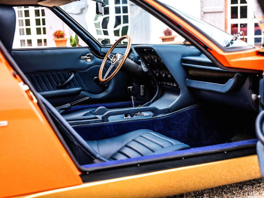 Интерьер Lamborghini Miura P400 (3171) 1967 года  (фото 15 из 41)